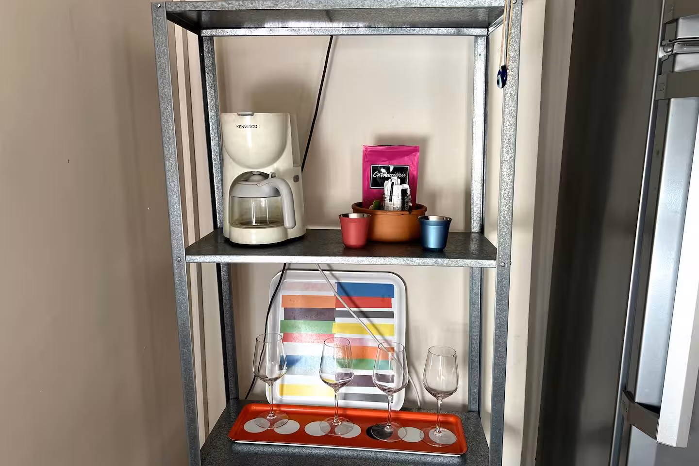 Gümüssuyu Airbnb Ruhsatlı Boğaz Manzaralı Satılık Ferah Daire · Mutfak ve ekipmanlar · fotoğraf 6