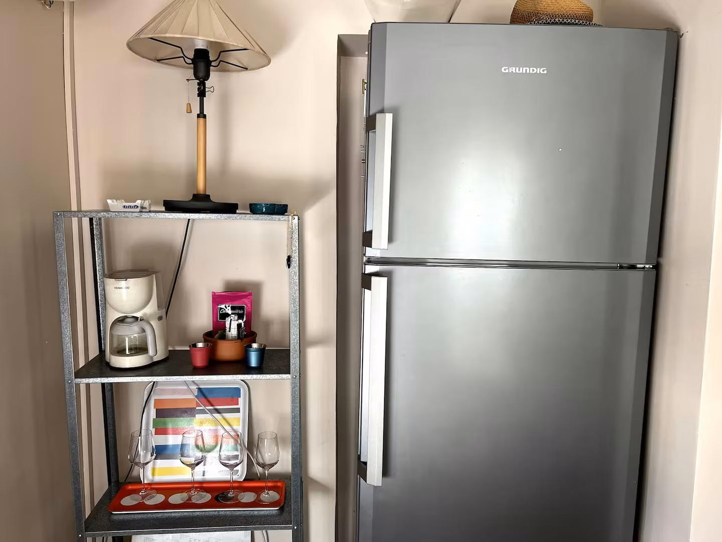 Gümüssuyu Airbnb Ruhsatlı Boğaz Manzaralı Satılık Ferah Daire · Mutfak ve ekipmanlar · fotoğraf 7