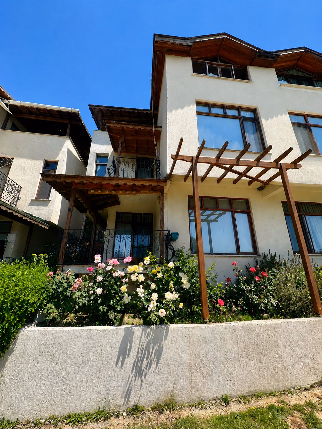 İğneada Özel Plajlı Sitede Satılık Yazlık İkiz Villa 4+1 · Villa dış cephe · fotoğraf 1