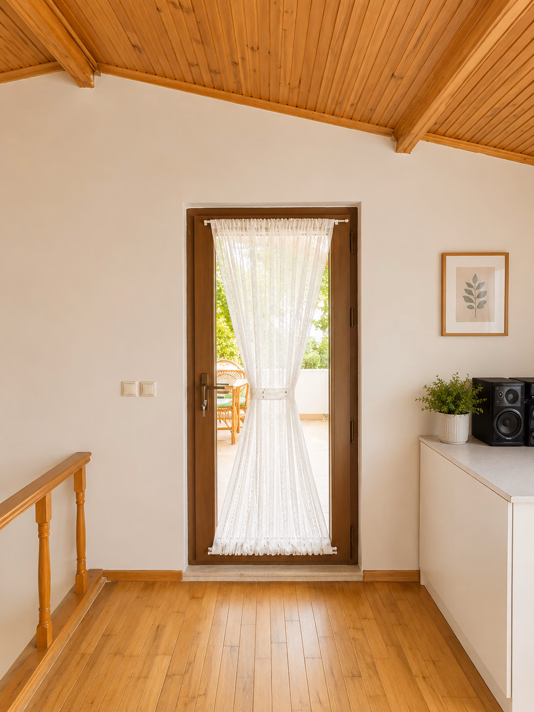 İğneada Özel Plajlı Sitede Satılık Yazlık İkiz Villa 4+1 · Merdiven ve kat holleri · fotoğraf 3